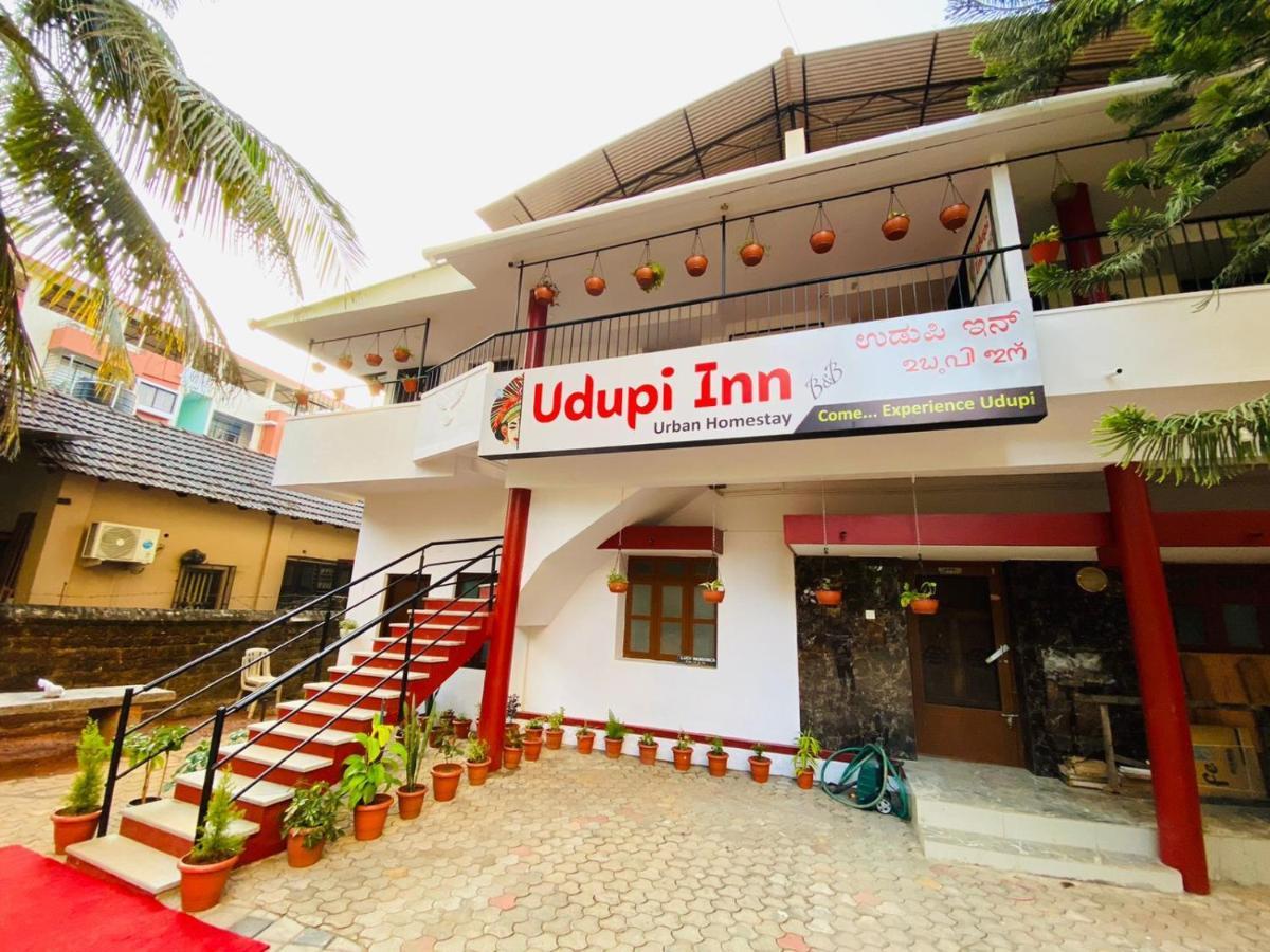 Udupi Inn Exterior foto