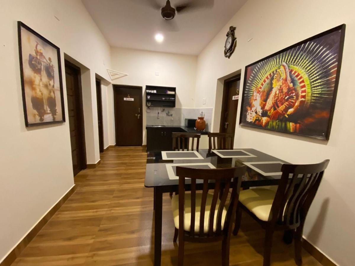 Udupi Inn Exterior foto